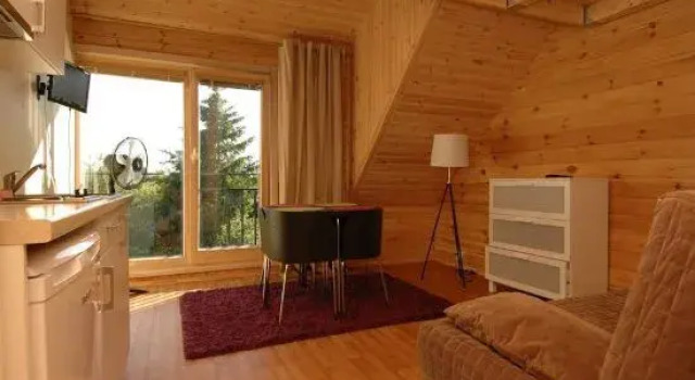 Villa Medeina, Boek Villa Šventoji 