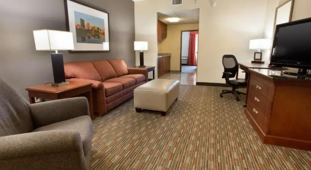 Люкс Drury Inn & Suites Dayton North