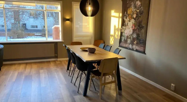 Коттедж Perfectly located 3 bedroom design apartment