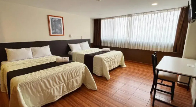 Семейный номер Standard Puebla Inn Express