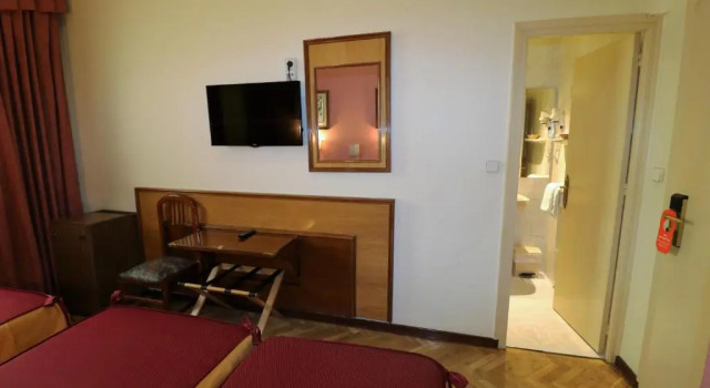 Трёхместный номер Standard Hostal Hispano - Argentino Gran Vía