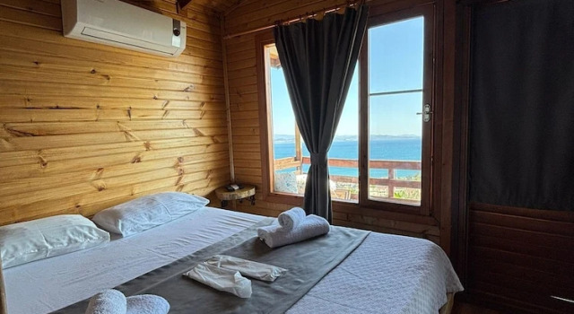 Двухместное бунгало с балконом и с видом на море Gokyuzu Hotel