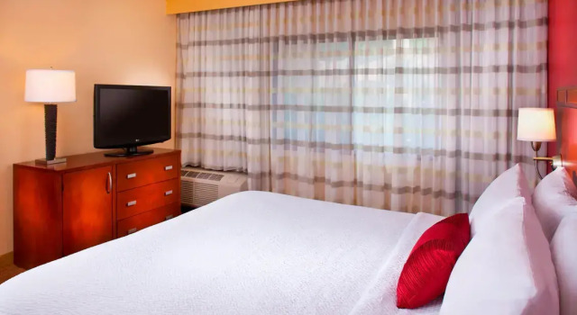 Двухместный номер Standard Courtyard by Marriott Baton Rouge Acadian Centre/LSU Area