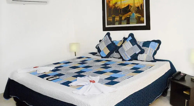 Sixth House Suite