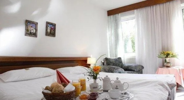 Hotel Leegebruch, จอง โรงแรม Leegebruch บรานเดนบวร์ก