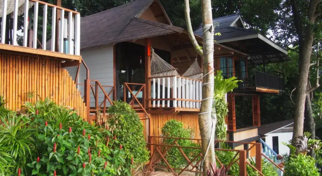 Двухместный номер Deluxe с балконом и с видом на море Chareena Hill Beach Resort