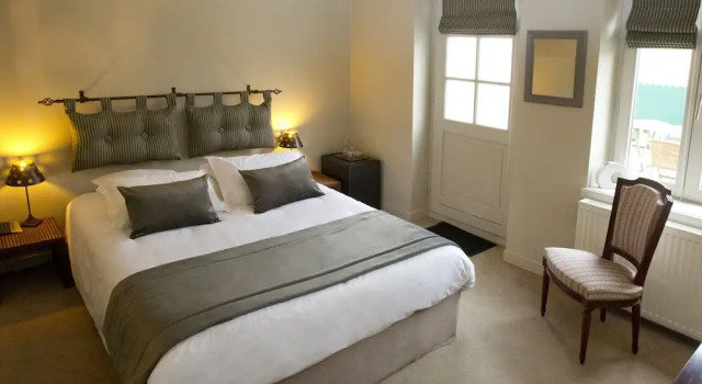 Hôtel de la Paix, Boek Hotel Hotels in Franche-Comte met ontbijt, Ontbijt