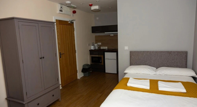 Alexander Apartments Studios