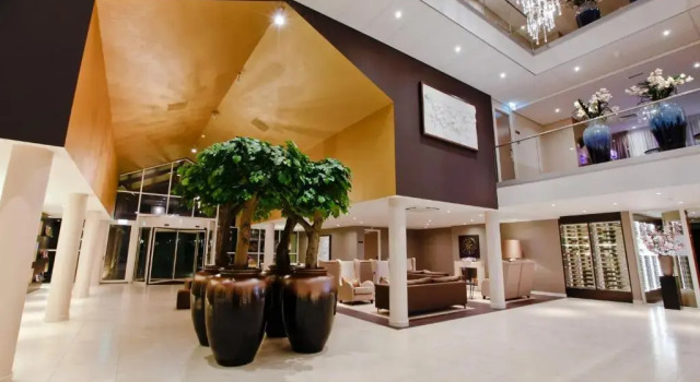 Hotel Thermen Bussloo - Apeldoorn, Varaa Hotelli Voorst Gelderland