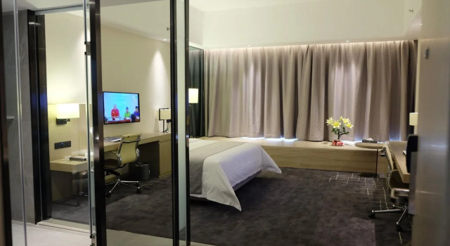 Kings land Linxi Hotel