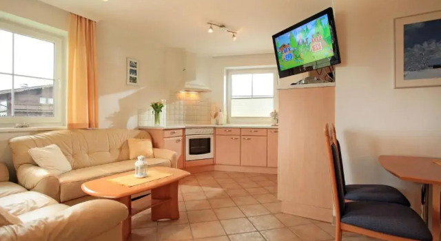 Appartement Felsenheim, Rezerwuj Apartament Hotele w Tyrol z parkingiem, Parking