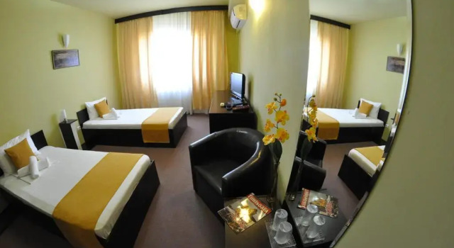 Hotel IQ Timisoara, Prenota Hotel Giroc Timiş