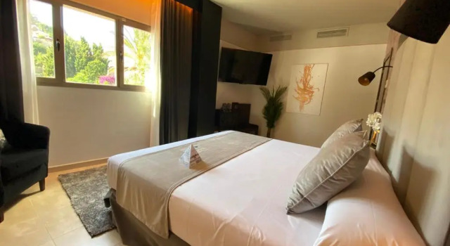 Полулюкс с видом на море ON ALETA ROOM designed for adults