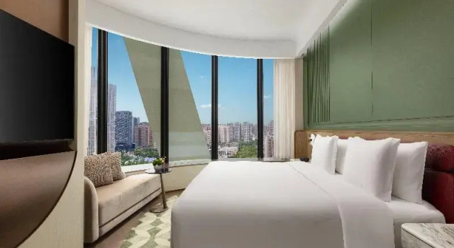 Люкс Hotel Indigo Chengdu Financial City by IHG