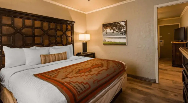 Семейный люкс Best Western Plus Weatherford