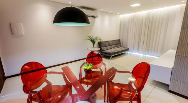 Четырёхместный номер Standard с балконом Villas Supreme Hotel