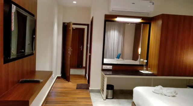 Hotel Pearl Residency