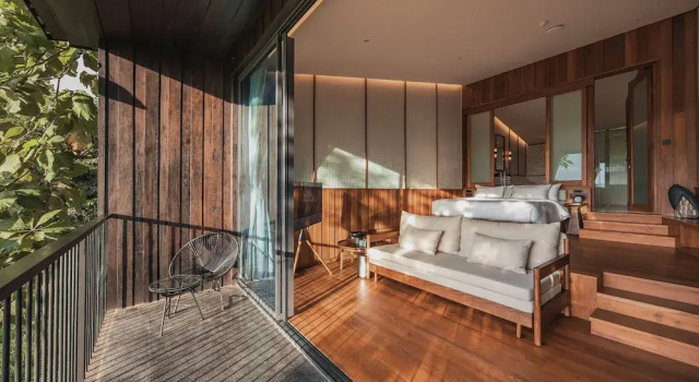 Люкс Premium с балконом и с видом на сад Sataa Resort Nan