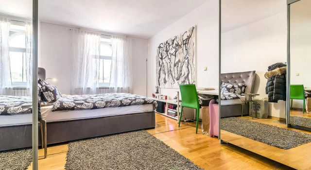 Modern City-Centre Penthouse with Spectacular Views / 135sqm, Забронировать Отель Отели Загреба с парковкой, рядом с Zagreb Funicular, Парковка