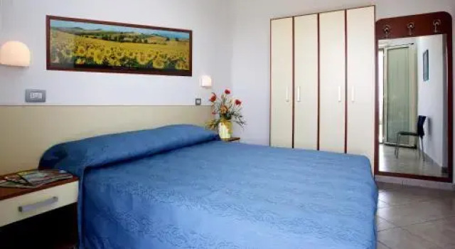 Residence il Girasole 1, Забронировать Отель Отели Побережья Абруццо с бассейном, Бассейн