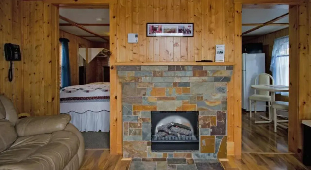 Коттедж c 1 комнатой Mackenzie Motel & Cottages