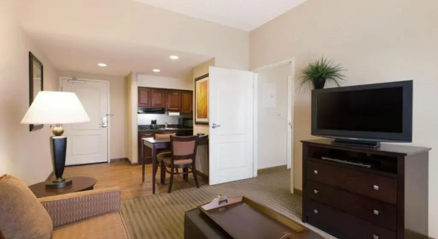 Номер Standard Homewood Suites by Hilton Minneapolis - Saint Louis Park at West End
