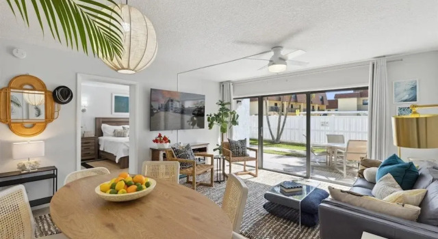 Номер Deluxe Цокольный этаж с 2 комнатами Chateau by the Sea - Cocoa Beach Oceanfront Pet-Friendly Condos with Rooftop Deck & Heated Pool