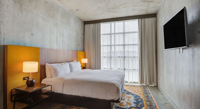 The Clara Hotel Plano, Tapestry Collection by Hilton, Забронировать Отель Плейно Dallas - Fort Worth Metropolitan Area