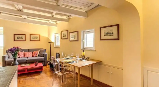 Trastevere Attic with Terrace, Buchen Sie Ferienwohnung Trastevere Rom