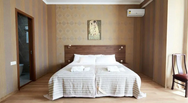 The Hilltop Skyline Hotel, Забронировать Отель Отели Тбилиси 4 звезды, 4*