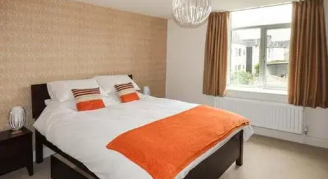 Crooklands House 2, Book Hotel Hoteller i Milnthorpe med parkering, Parkering