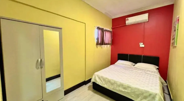 Апартаменты VACATION HOME PENTHOUSE MARINA COURT CONDO RESORT KOTA KINABALU 5 bedrooms 15 pax
