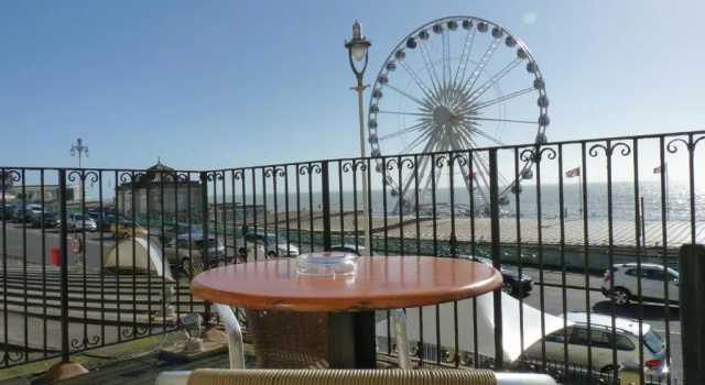 Двухместный номер Standard с балконом и с видом на море Amsterdam Hotel Brighton Seafront