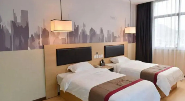 Thank Inn Plus Hotel Jiangxi Ganzhou Chongyi County Donald Duck Shop, Buchen Sie Hotel Chongyi China