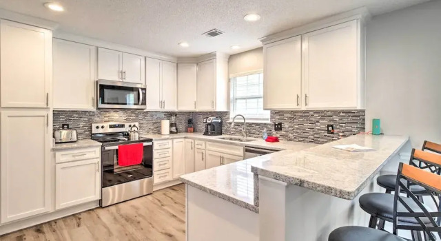 Ideally Located Luxe Beach House on Tybee Island, Rezerwuj Dom wakacyjny Tybee Island Georgia