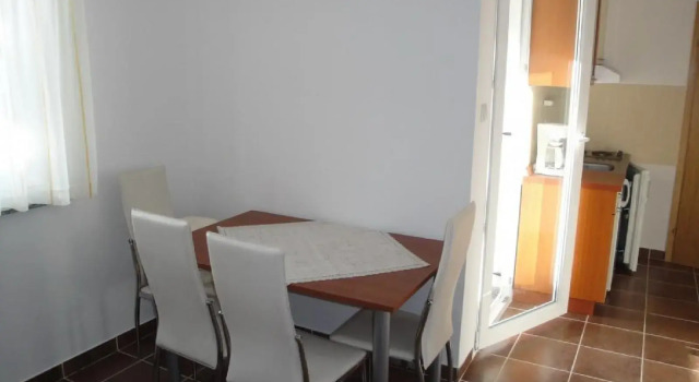 Apartment Bebek - Gorica, Prenota Appartamento Hotel a Isole Quarnerine con parcheggio, Parcheggio