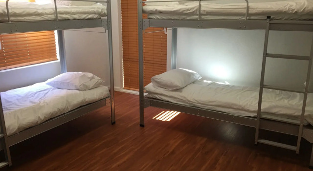 Downtown Backpackers Hostel - note - Valid Passport required for check in, Book Hostel / Vandrerhjem Hostels i Perth, Hostel / Vandrerhjem