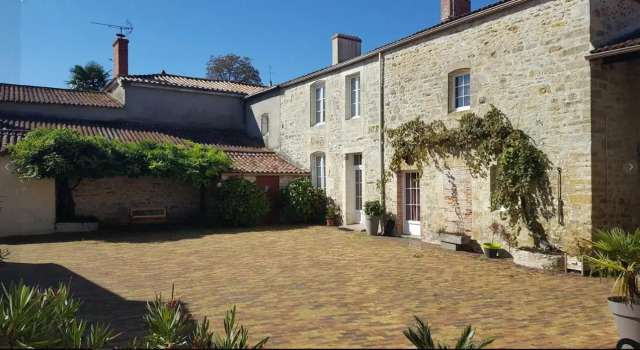 Au Relais Des Songes