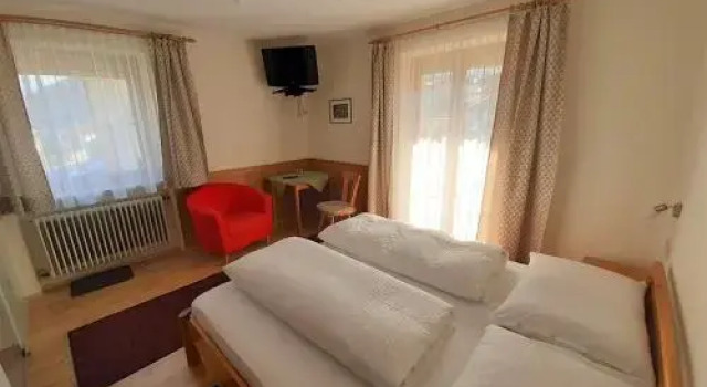Haus Christine, Забронировать Отель Отели Штубайталь с парковкой, Парковка