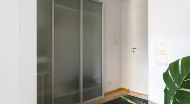 2ndhomes Deluxe Apt w Sauna & Balcony