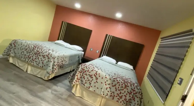 Четырёхместный номер Standard Budget Inn
