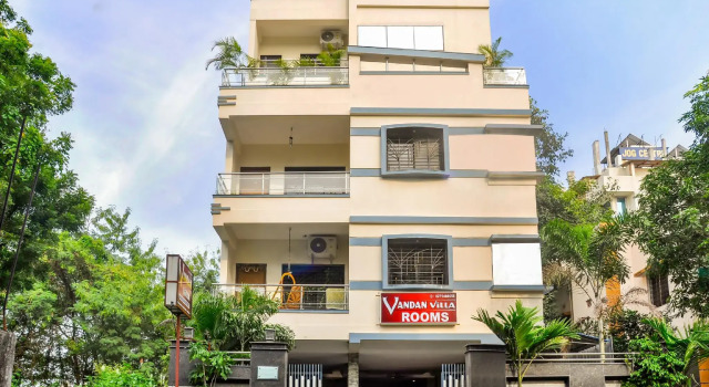 OYO 75641 Vandan Villa Rooms Service Apartment