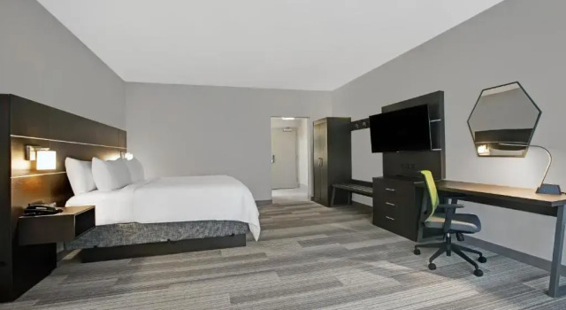 Номер Standard Holiday Inn Express - Milwaukee Downtown by IHG