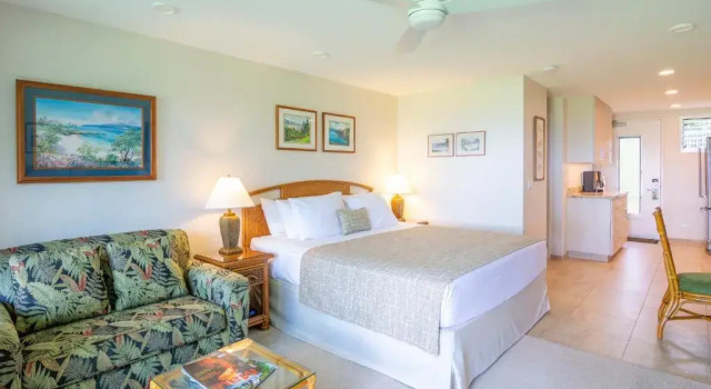 Castle Napili Surf Beach Resort