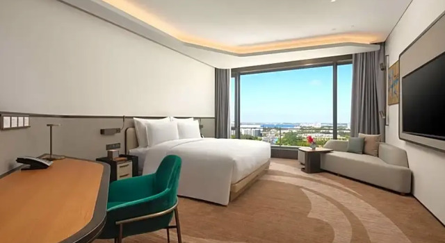 Двухместный номер Deluxe Radisson Collection Lingang Shanghai
