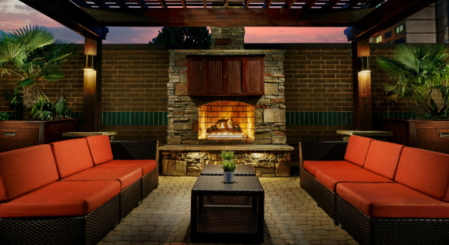 Hilton Charlotte University Place, Buchen Sie Hotel University Place North Carolina