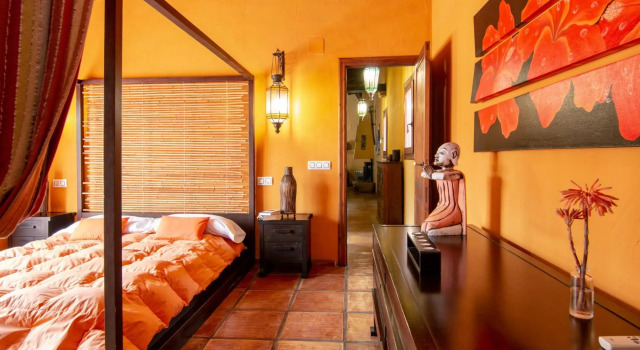 Casa Rosa Boutique Home, Забронировать Бутик-отель Отели в центре Теулада, в центре