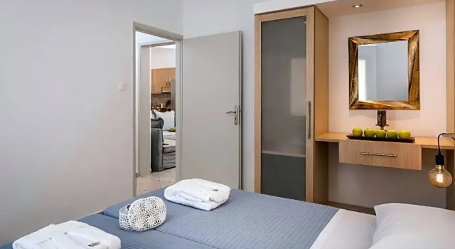 luxury villa for 4 persons with privete garden, Забронировать Вилла Отели Ханья 5 звезд, рядом с Presentation of the Virgin Mary Cathedral, 5*
