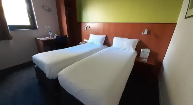Двухместный номер Standard Brit Hotel Confort Rouen Centre