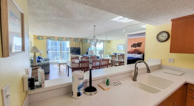 904 South Hampton 2 Bedroom Condo, Забронировать Апартаменты/квартира Отели Южной Каролины с бассейном, Бассейн